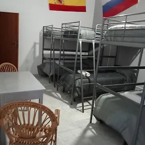 Hostel Dama Hostelbb, Naples