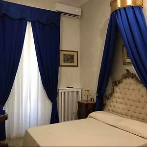 Bed & Breakfast Royal Gismonda, Naples