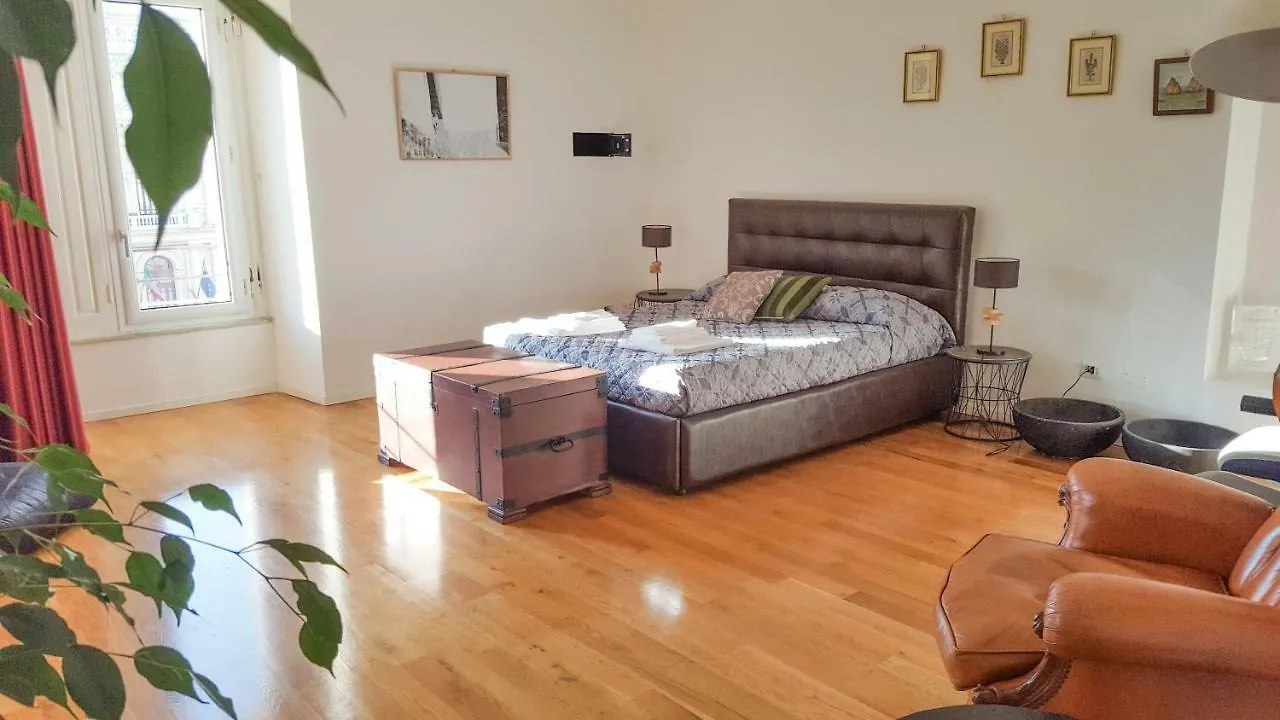 5 Sirene Bed & Breakfast Naples 3*,